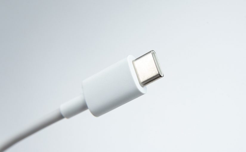 USB-C a devenit standard: ce poți conecta cu un singur cablu?